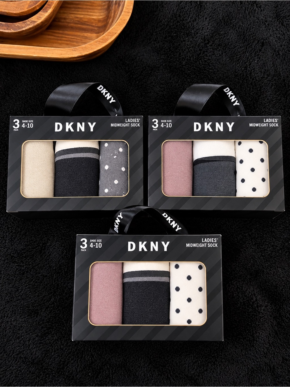 DKNY Ladies' 3-Pack Midweight Socks - Ladies shoe size 4-10 NIP